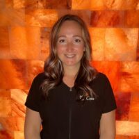 Headshot Photo of Esthetician Danielle